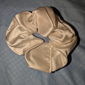 White silk scrunchie